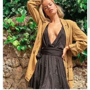 FP Zuri Set VEUC in XS Black